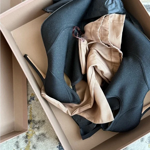 Elegant classy stilettos booties heels pointy toe shoes - Picture 6 of 11